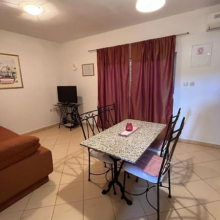 Apartments Mais Tisno Exterior photo