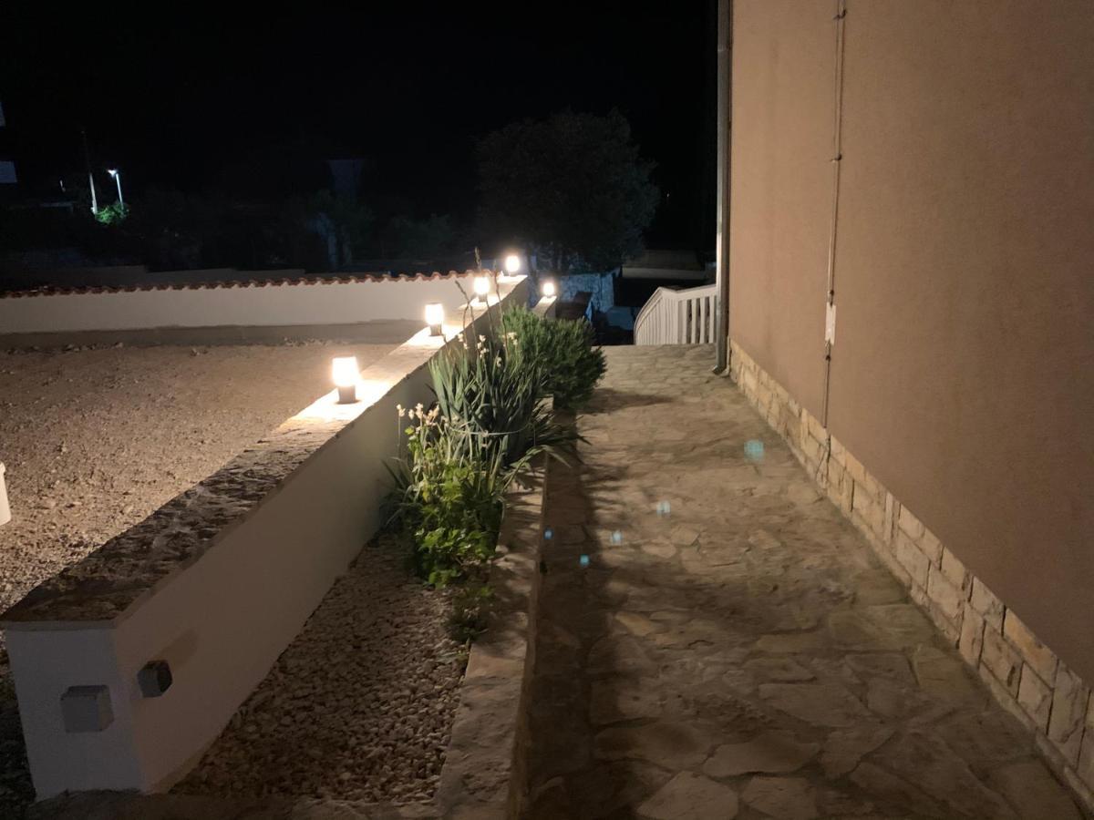 Apartments Mais Tisno Exterior photo