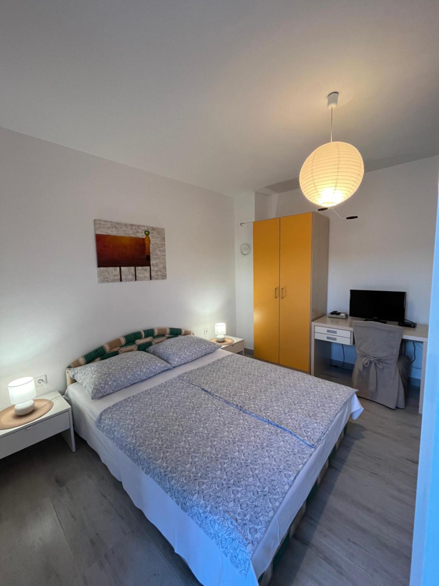 Apartments Mais Tisno Exterior photo