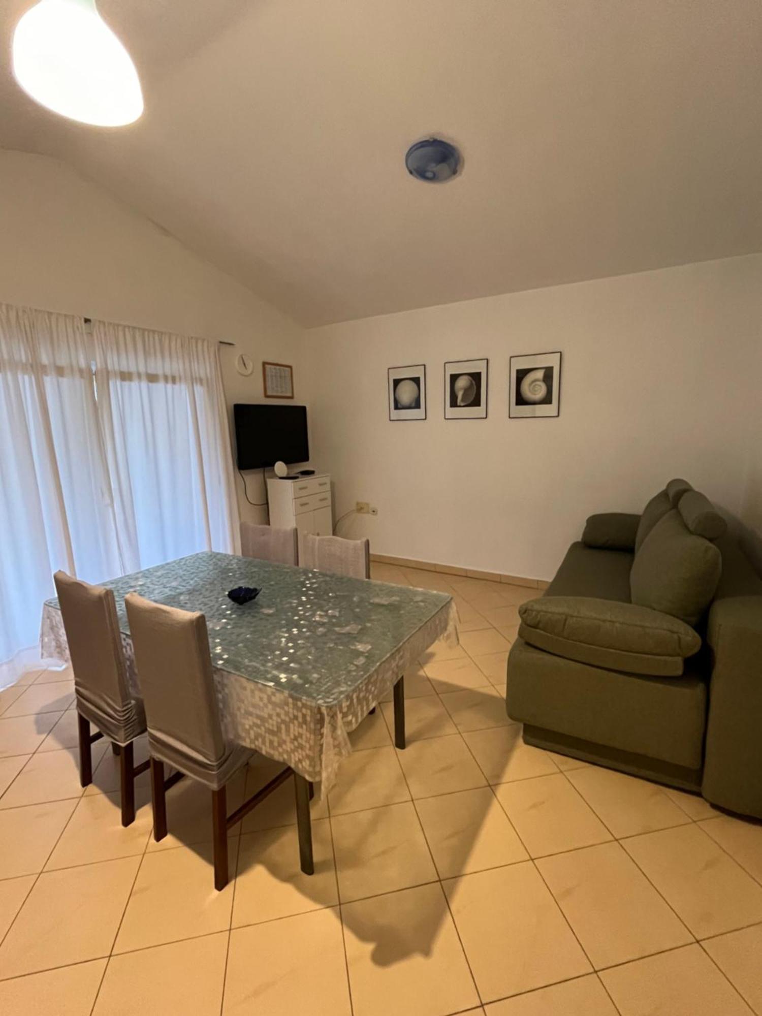 Apartments Mais Tisno Exterior photo