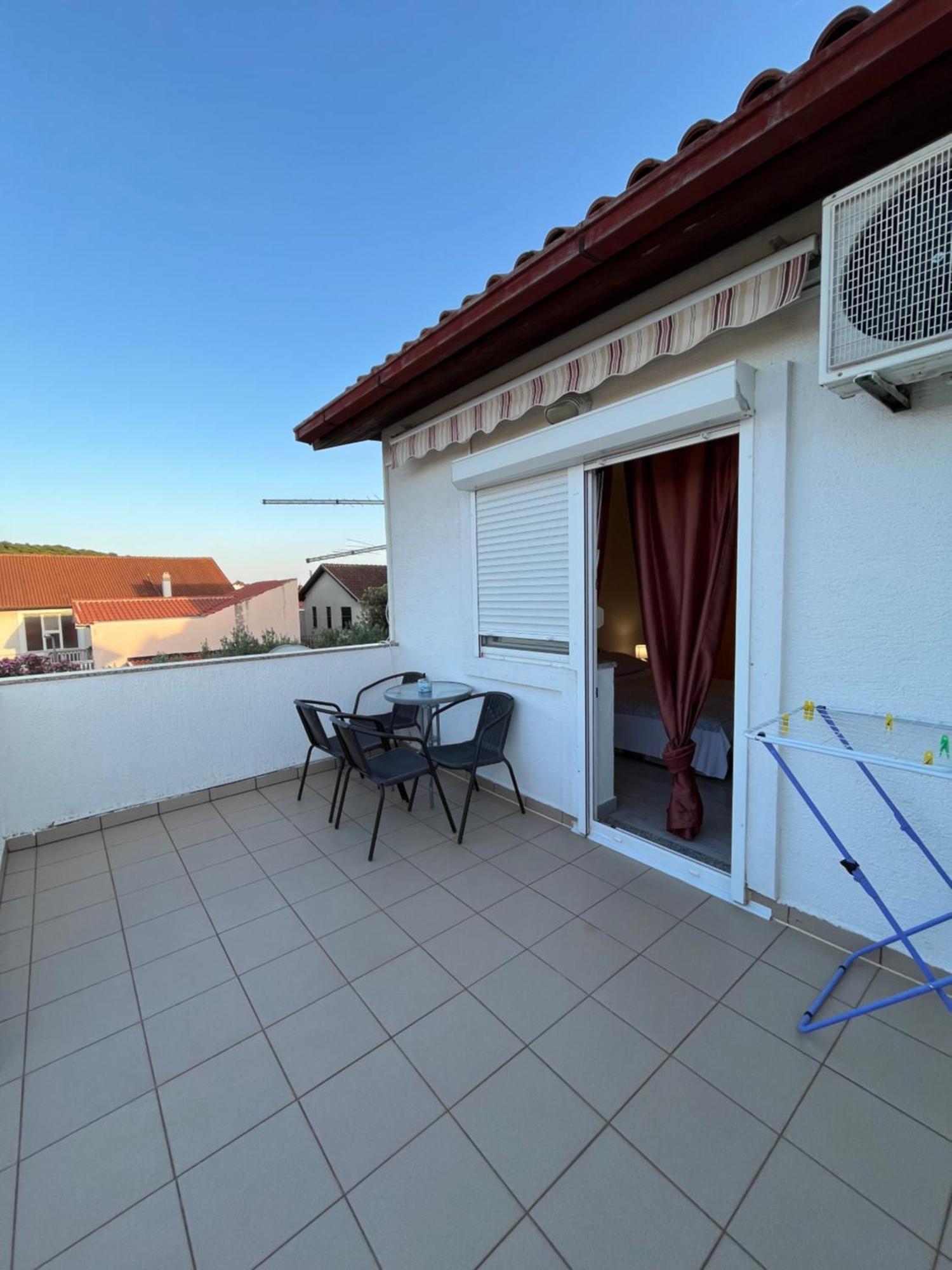 Apartments Mais Tisno Exterior photo