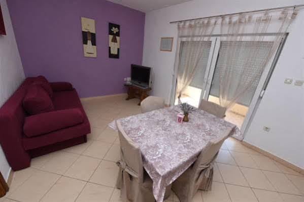 Apartments Mais Tisno Exterior photo